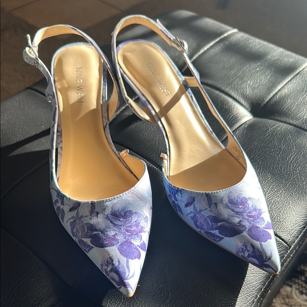 Nine West Purple Heels with Artistic Design